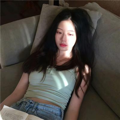 假扮情侣我竟是他的朱砂痣